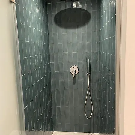 Meraviglioso Appartamento Nel Centro Di Milano * تْشيفالو